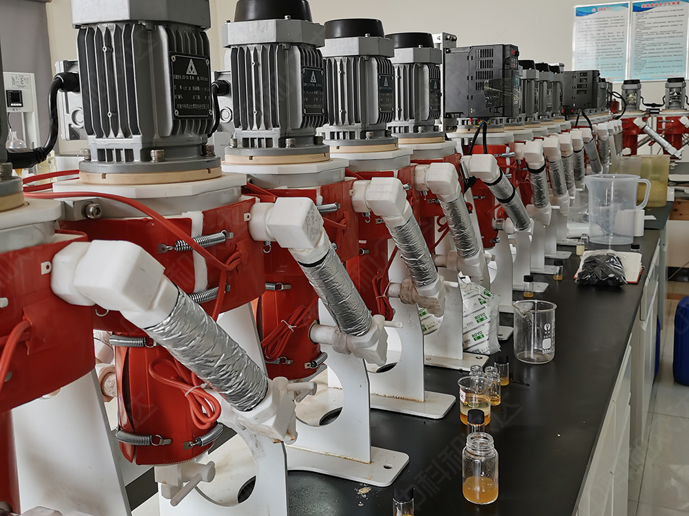 18級(jí)保溫夾套逆流萃取分離實(shí)驗(yàn)系統(tǒng).png 18級(jí)保溫夾套逆流萃取分離實(shí)驗(yàn)系統(tǒng)